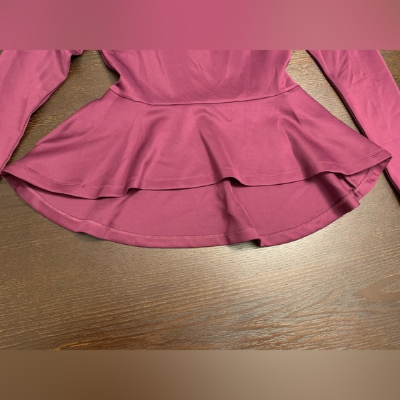Betabrand Billion Dollar Blouse Peplum with Pockets in Plum Size Small - Picture 3 of 6